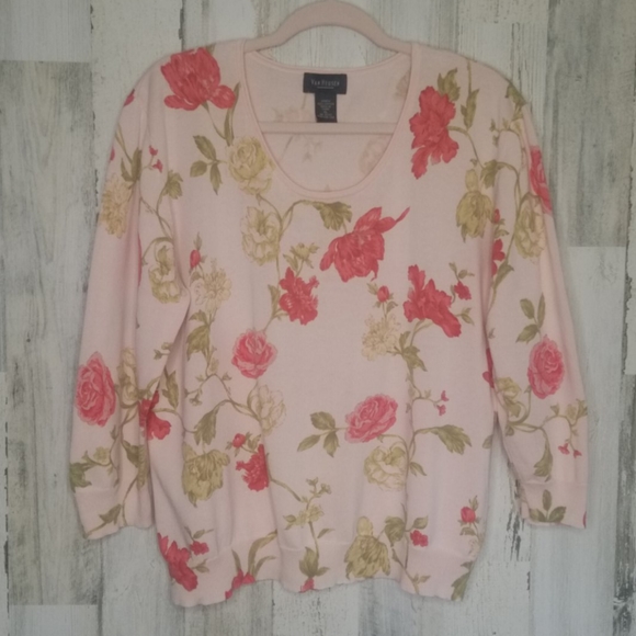 Van Heusen Sweaters - Van Heusen floral sweater